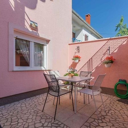 Two-Bedroom Apartment In Crikvenica Xcvii Exteriér fotografie
