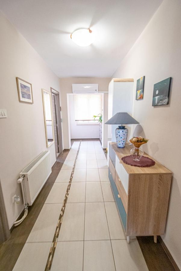 Two-Bedroom Apartment In Crikvenica Xcvii Exteriér fotografie